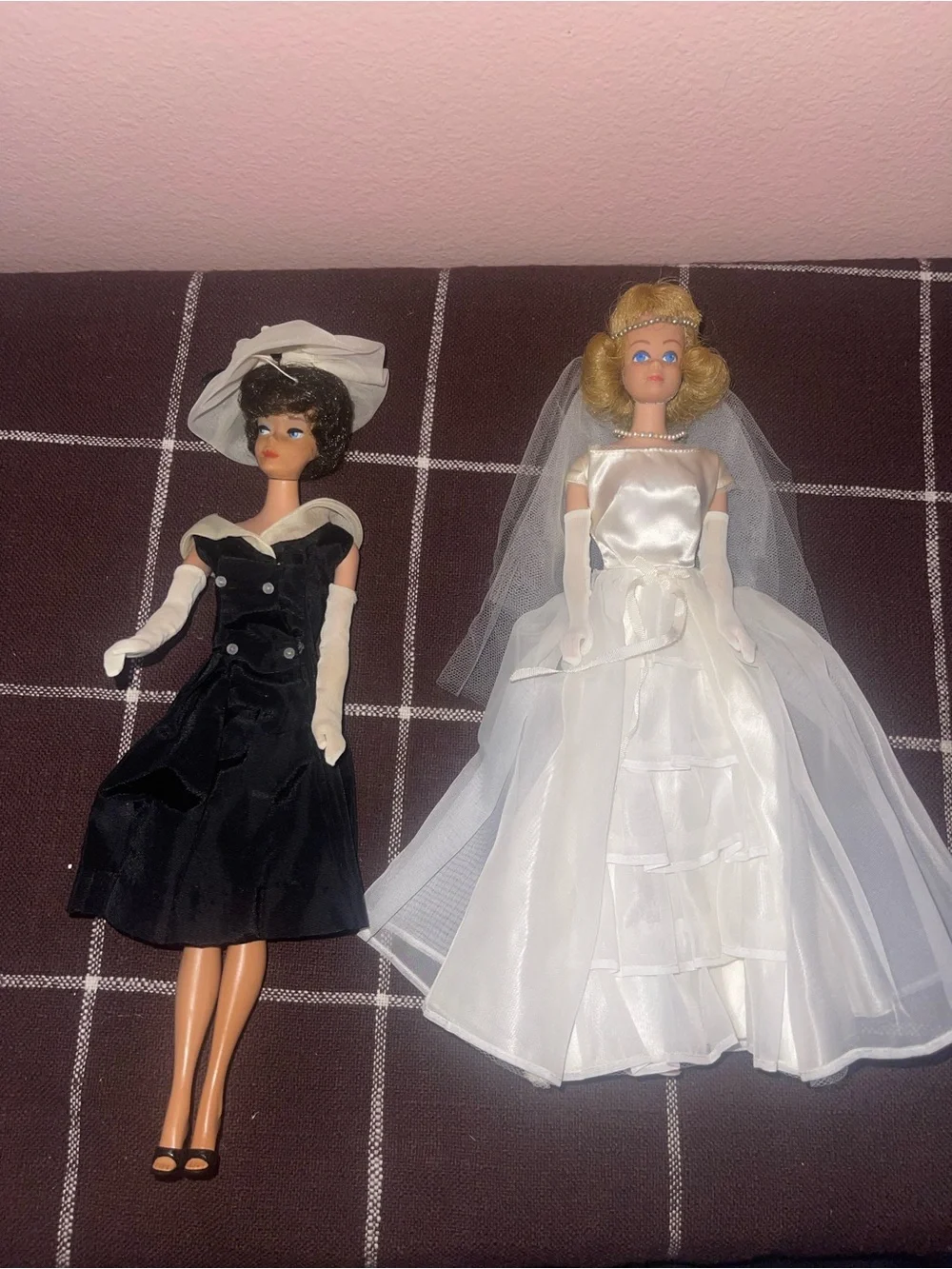 Vintage Mattel 1963 Barbie and Midge Doll Case with Dolls and Outfits